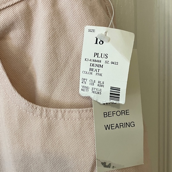 Size 18W Women's Pink Jean Shorts - Picture 2 of 4